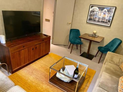 Moffat Apartamento | Elegant Chelsea Apartment