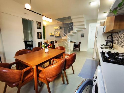 Cachoeira do Bom Jesus Apartamento | Elegant Duplex