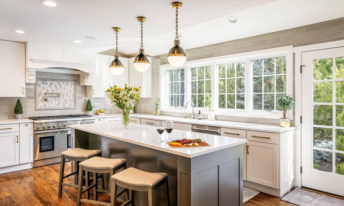 North Boulder Casa | Elegant Escape with Hot Tub & Outdoor Oasis, Steps from Downtown