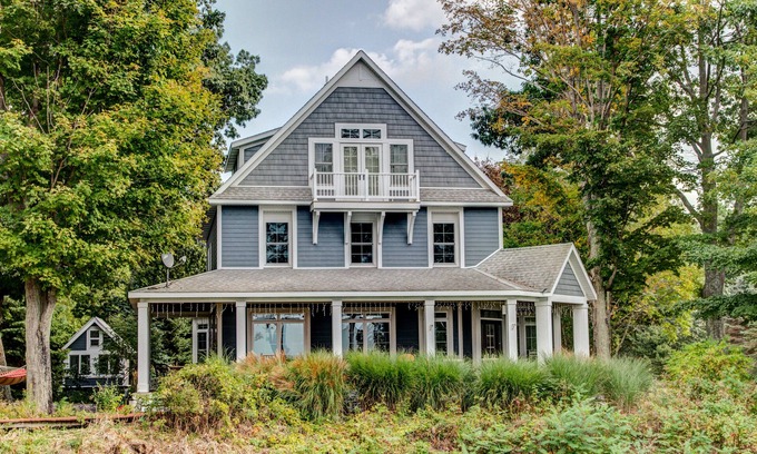 Montague Casa | Elegante casa familiar en el lago Michigan - RESERVAR AHORA PARA 2020