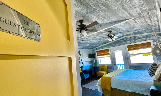 Dripping Springs Apartamento | ¡Elegante escapada a Hill Country en The Alexander at Creek Road!