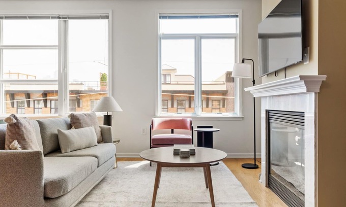 Hoboken Apartamento | Elegant Hoboken 2BR w/ Gym & W/D, nr waterfront, by Blueground