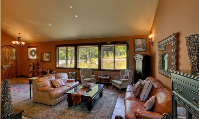 Alpine Meadows Casa | Casa de lujo! Invierno Tu Eres Slopeside, Verano Creekside.