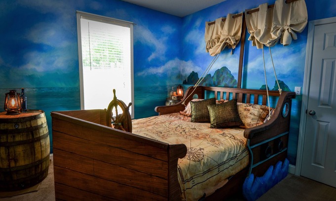 Mars Hill Casa | Elegant Home Theater and Themed Rooms Mountain Retreat Sleeps 12