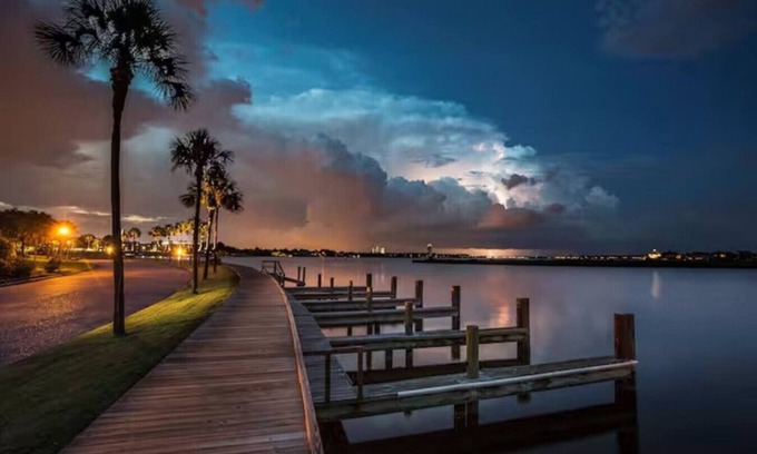 Nassau Bay Apartamento | Elegant Houston | Close to NASA & Kemah Boardwalk