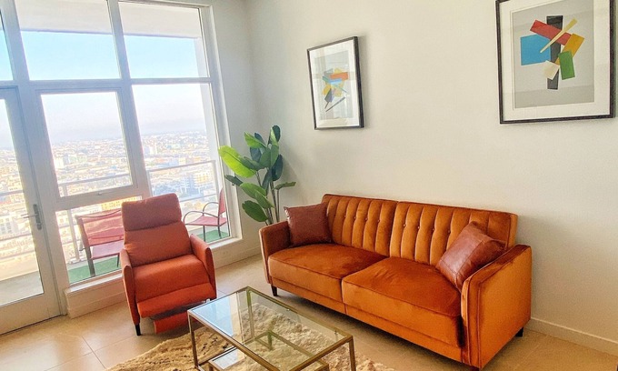 Vernon Apartamento | Elegant Luxury studio in Downtown Los Angeles