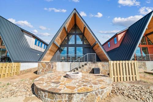 New Braunfels Chalet De Esquí | Elegant Modern A-Frame Surrounded by Nature in Texas