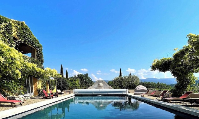 Gargas Villa | Elegante villa provenzal con piscina, jardín y vistas – Mas Jorel