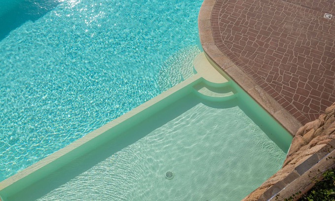 Baja Sardinia Apartamento | Elegant Residence 2 Bedroom With Sea View Extra Bed Available