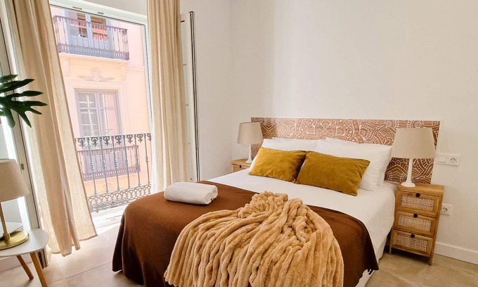 San Felipe Neri Apartamento | Elegant Retreat in Malaga‘s Historic Centre