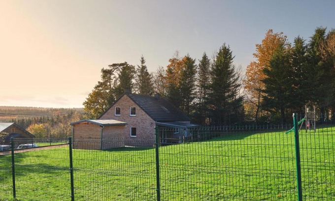 Baillonville Villa | Elegant Retreat, Somme-Leuze