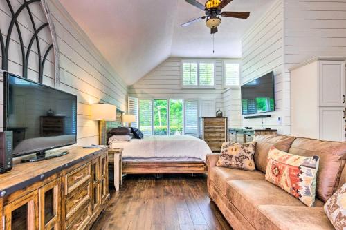 Sapphire Apartamento | Elegant Sapphire Valley Studio with Resort Amenities
