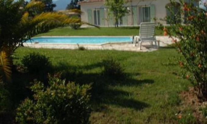 Solaro Casa | Elegante villa a la orilla del mar con piscina privada en un jardín de 2000m2