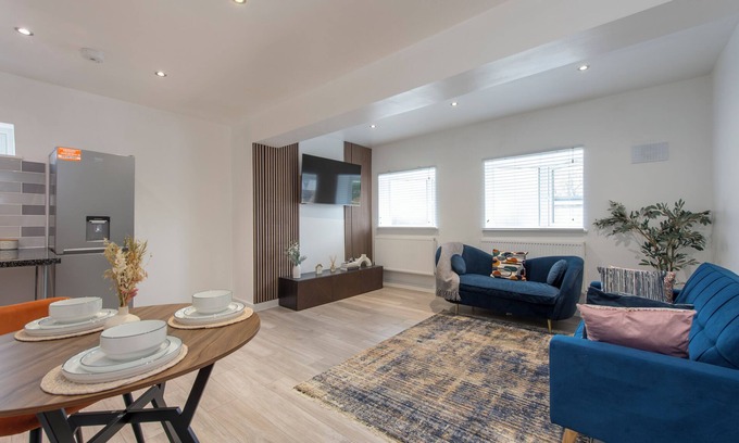 Little Holland Apartamento | Elegant & Spacious 1 Bed Apt, Crayford, Dartford