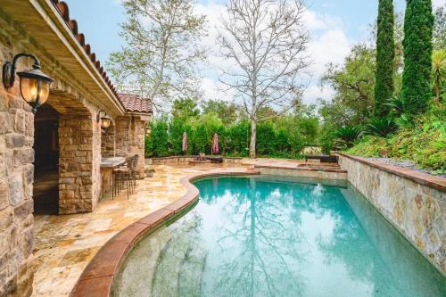 Rancho Santa Margarita Casa | Elegant Villa Retreat Pool Garden Alfresco Lounge