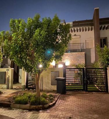 New Cairo Villa | Elegant Villa in Hyde Park