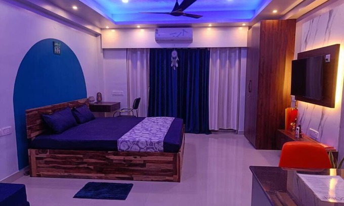 Kolkata Apartamento | Elegant Xanadu Studio 604 -Pool, Airport, CC2 Mall