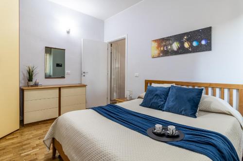 San Donato Milanese Apartamento | Elegante bilocale AC, WiFi ,5 min Policlinico, 25 min Duomo Milano