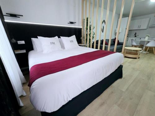 Pueblo Nuevo Apartamento | Elegante Estudio en Sotogrande Royal Golf