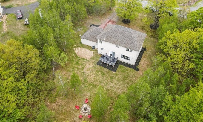 Tunkhannock Township Casa | Elevated Serene Mountain Majesty 3BR Colonial