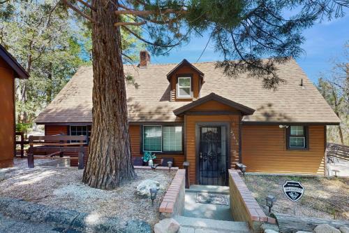Crest Park Casa | Elevation Escape