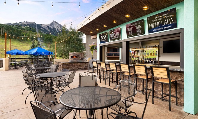 Crested Butte Hotel | Elevation Hotel & Spa