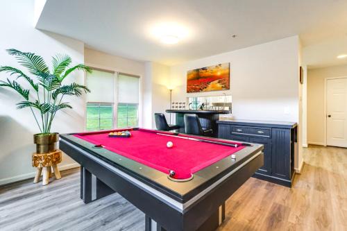 Fairland Apartamento | Elevator In-Unit 3-Story Condo Only 14 Mi to DC!