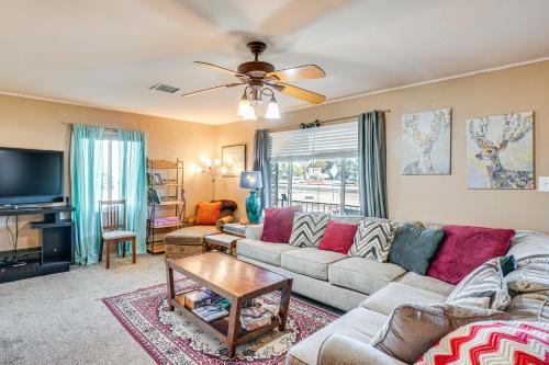 Elfrida Casa | Elfrida Home with Yard and Fire Pit 14 Mi to Wineries