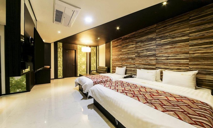 Hwaseong Hotel | Elga Hotel