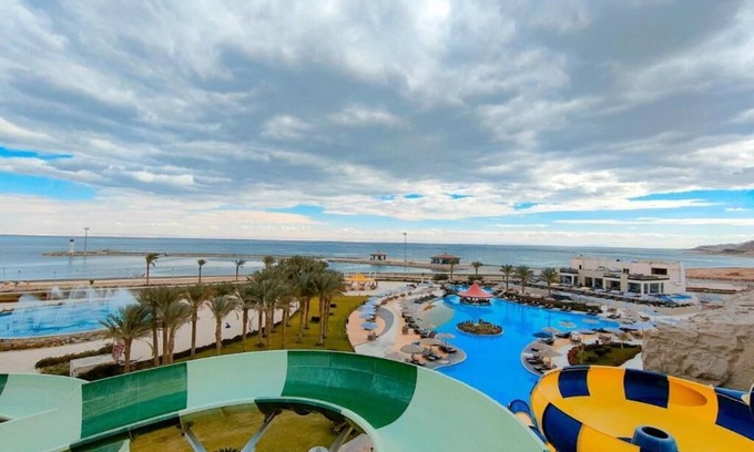 Ain Sokhna Hotel | Elgalala Aqua Park