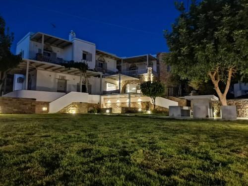 Agios Romanos Apartamento | Elia Apartments