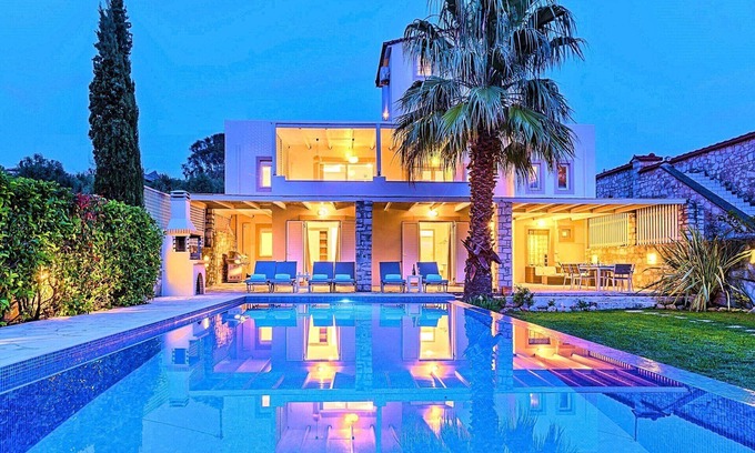 Dramia Villa | Villa Elite Creta | Villa Cretan Mansion | 5 habitaciones | Piscina privada | Chania