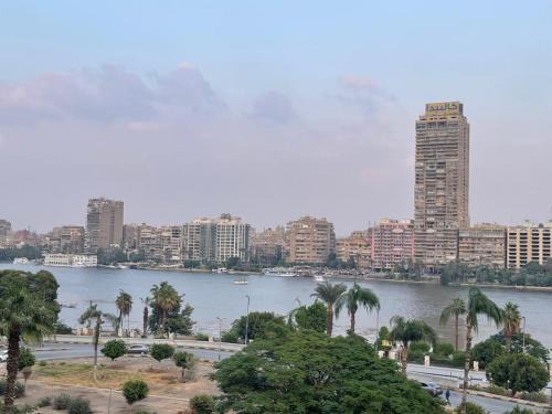 Oula Apartamento | Elite Nile view apartment