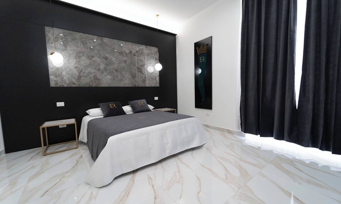 Vasto Cama Y Desayuno | ELITE ROOMS NAPOLI