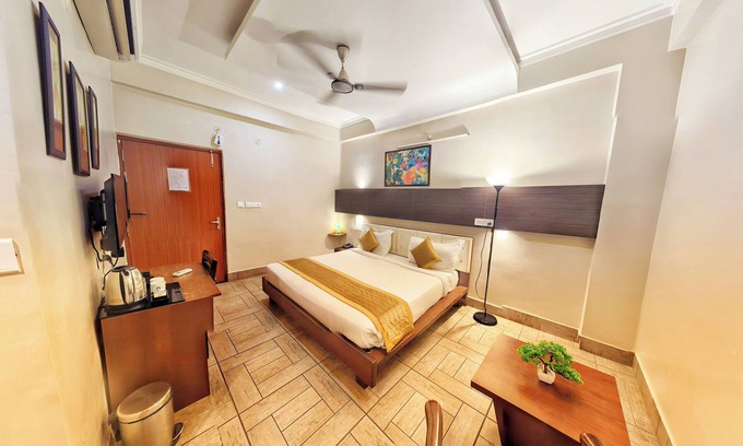 Gomti Nagar Hotel | Elite Suites Mint Gomti Nagar