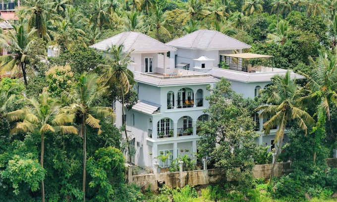 Gauravaddo Villa | ELIVAAS Esh Birch
