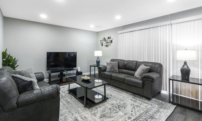Elk Grove Village Casa | Elk Grove Village Rental