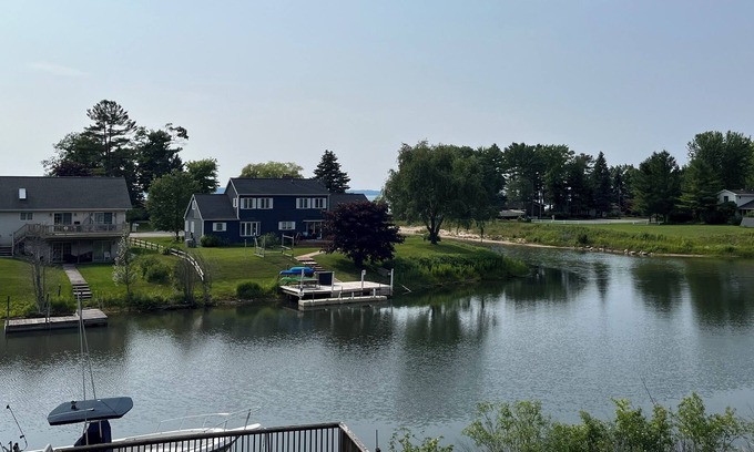 Elk Rapids Casa | Elk Rapids Family Vacation Home