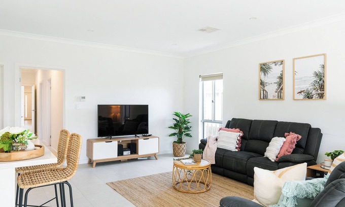 Warradale Casa | Ella House II Casa nueva cerca de Glenelg & City Pet Friendly