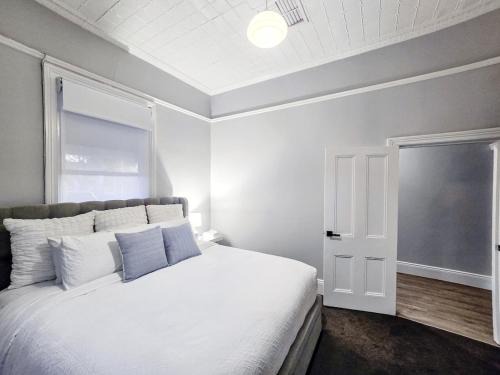 Wagga Wagga Casa | Ellamatta House Simmons St Central Wagga