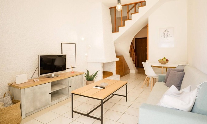 Ano Lechonia Casa | Elle74 Platanidia