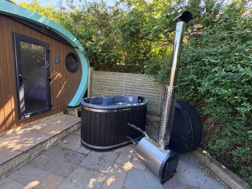 Knott End-on-Sea Otro | Elletson Park Wood fired Hot tubs, Caravans & Pods