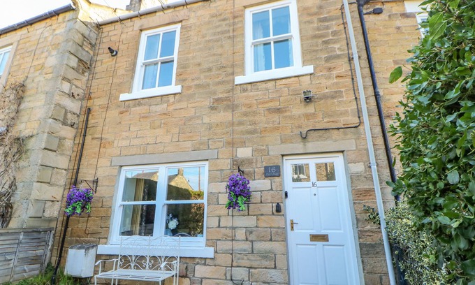 Wolsingham Cabaña | ELM COTTAGE, pet friendly, with open fire in Wolsingham