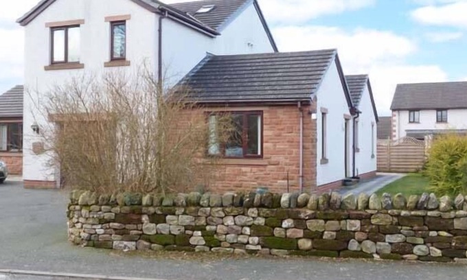 Long Marton Cabaña | Elm Tree Cottage, APPLEBY-IN-WESTMORLAND