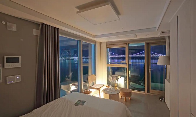 Suyeong-Gu Hotel | Elmomento Gwangan