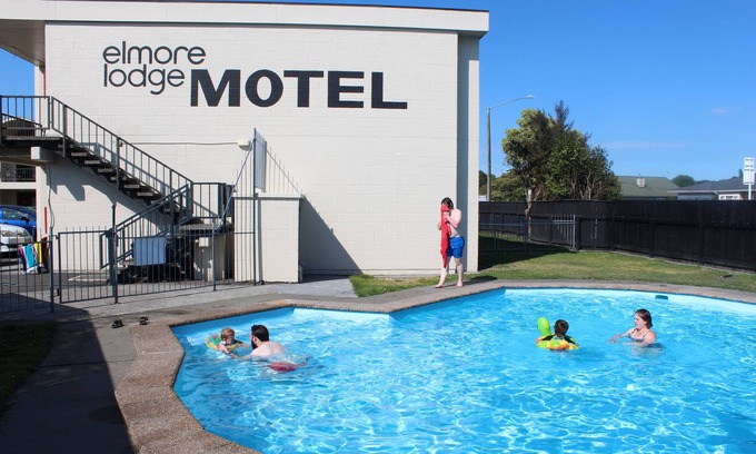 Hastings Hotel | Elmore Lodge Motel