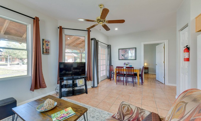 Eleven Mile Corner Apartamento | Eloy Vacation Rental w/ Community Pool & Courtyard
