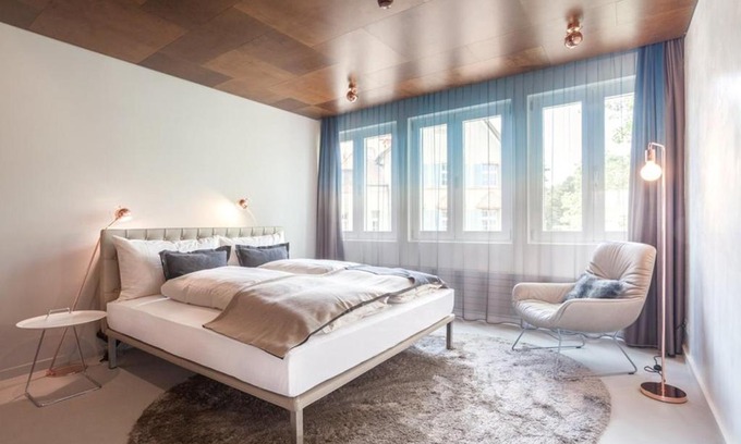 Center Hotel | EMA House Hotel Suites