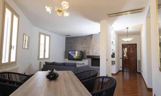 Carpi Apartamento | Emanuela House - In the Heart of Carpi