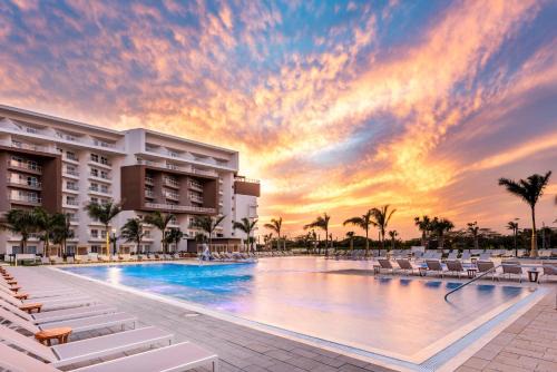 Palm Beach Complejo | Embassy Suites By Hilton Aruba Beach Resort